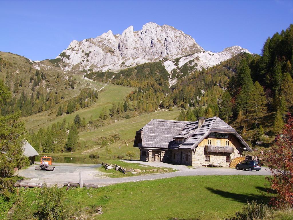 Apartment Margret Im Haus Sonnleitn Sonnenalpe Nassfeld Pokój zdjęcie