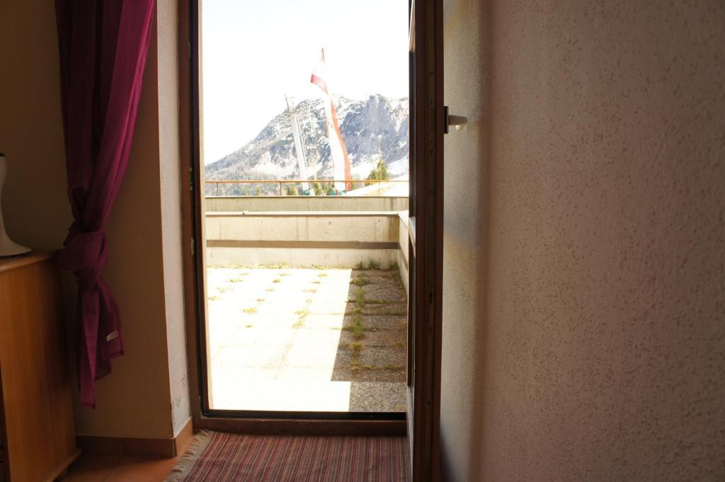 Apartment Margret Im Haus Sonnleitn Sonnenalpe Nassfeld Pokój zdjęcie