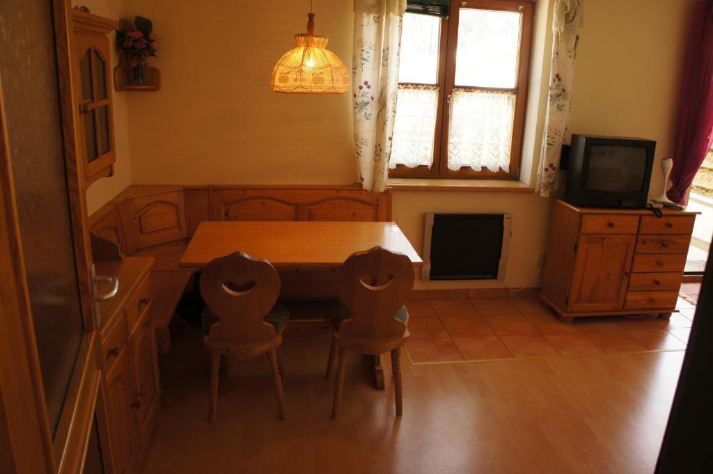 Apartment Margret Im Haus Sonnleitn Sonnenalpe Nassfeld Pokój zdjęcie