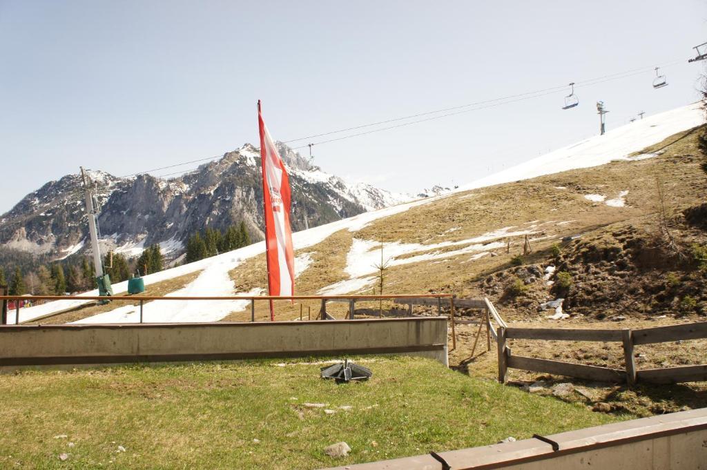 Apartment Margret Im Haus Sonnleitn Sonnenalpe Nassfeld Pokój zdjęcie