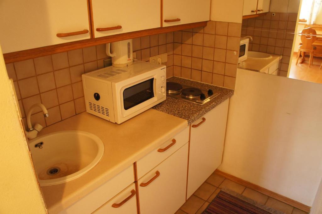 Apartment Margret Im Haus Sonnleitn Sonnenalpe Nassfeld Pokój zdjęcie