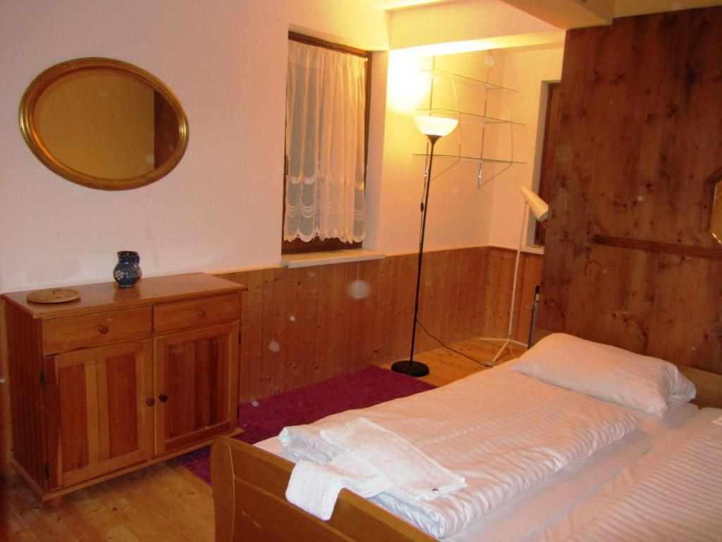 Apartment Margret Im Haus Sonnleitn Sonnenalpe Nassfeld Pokój zdjęcie